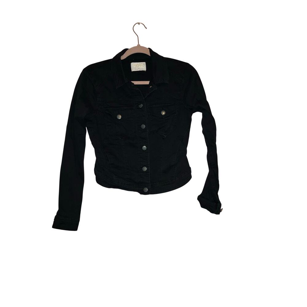 Tinseltown Black Cropped Lightweight Button Front Jacket Size Small